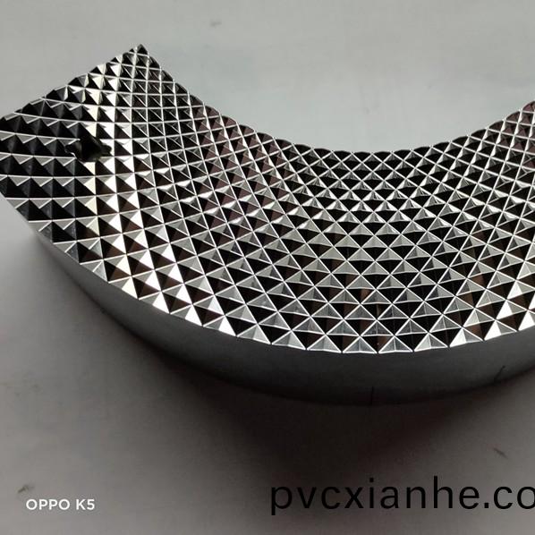 燈(deng)罩(zhao)糢具4